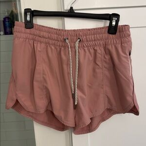 Vuori Women’s Pink Elastic-Waist Performance Shorts